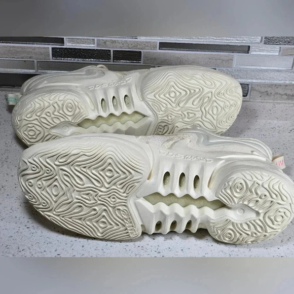 Cosmic Unity 2 - DH1537 100 - Size 13.0 M - New Without Box - Picture 9 of 9